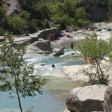 Campsite Camping Des Gorges De La Meouge Barret-sur-Meouge