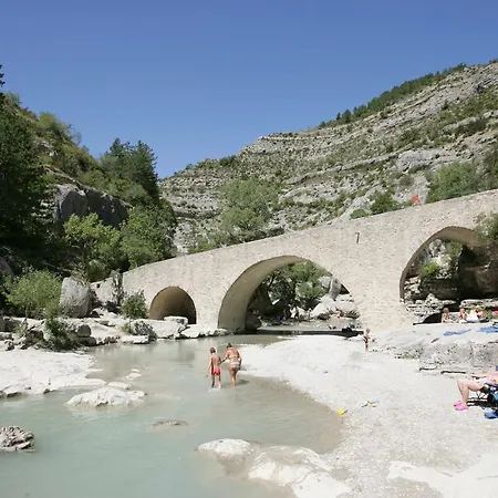 Camping Des Gorges De La Meouge Campsite Barret-sur-Meouge